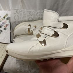 Men’s Shoe Size 9 1/2 