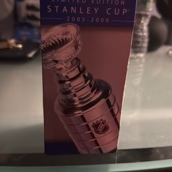 NHL Limited Edition Mini Stanley Cup 2005-06