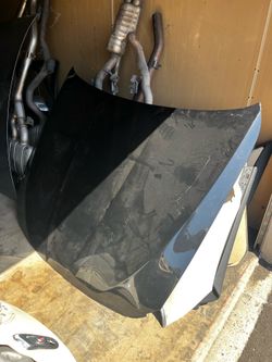 BMW f10 hood black