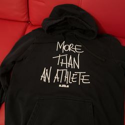 LEBRON JAMES HOODIE NIKE