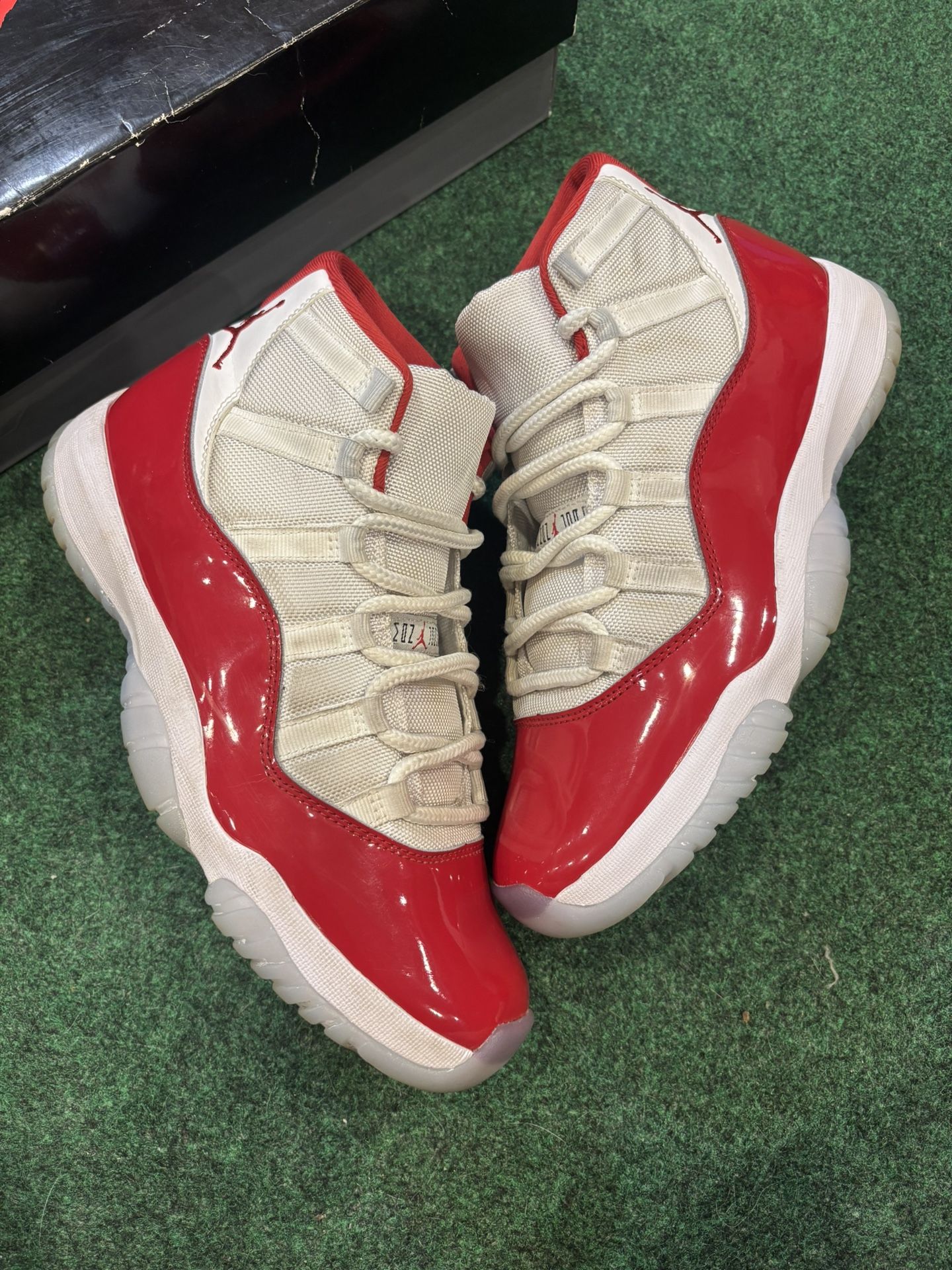 JORDAN 1 HIGH CHERRY SIZE 9.5