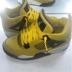Jordan 4 Lightning Yellow
