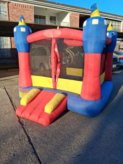 Brincolin Inflable 8'x8' $110 Dlls. O.B.O 