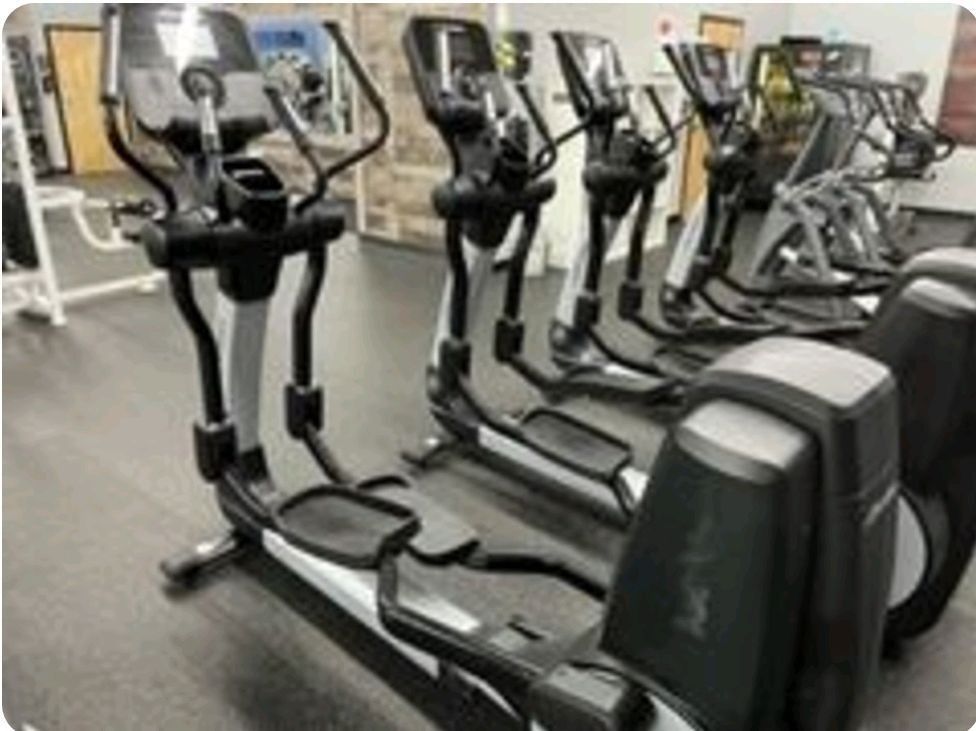 Life fitness 95X Full Body Elliptical