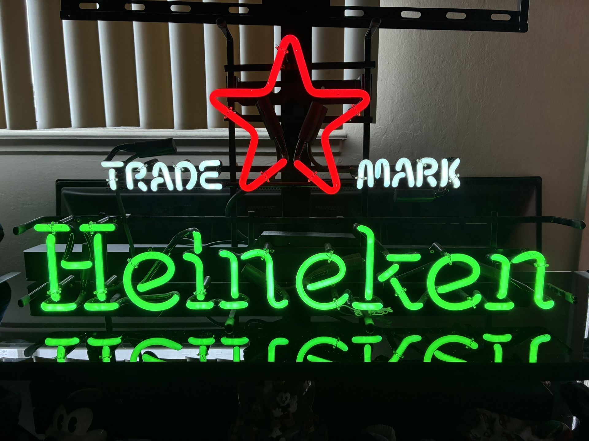 Heineken Neon