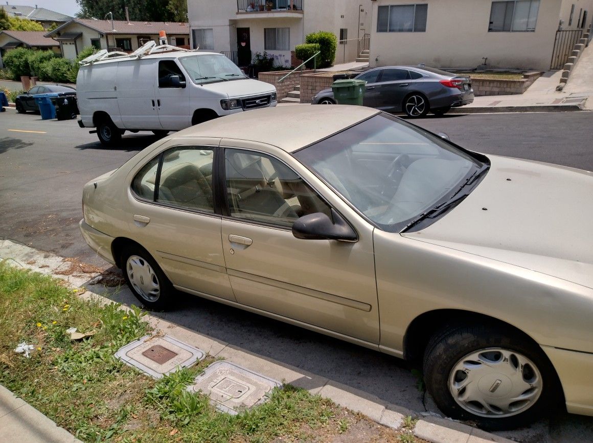 1998 Nissan Altima