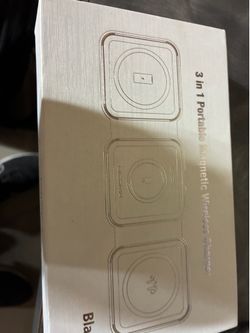 UCOMX 3 in 1 portable magnetic wireless charger