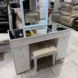 Vanity With Stool 🔥🔥🔥
