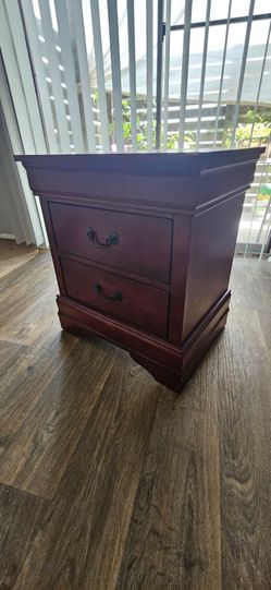 Solid Wood 2-Drawer Nightstand / End Table – Cherry Finish