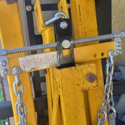 Engine Cherry Picker
