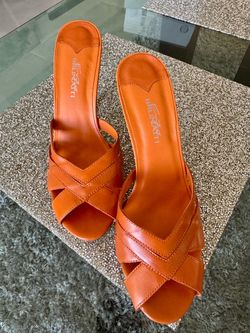 Women’s shoes