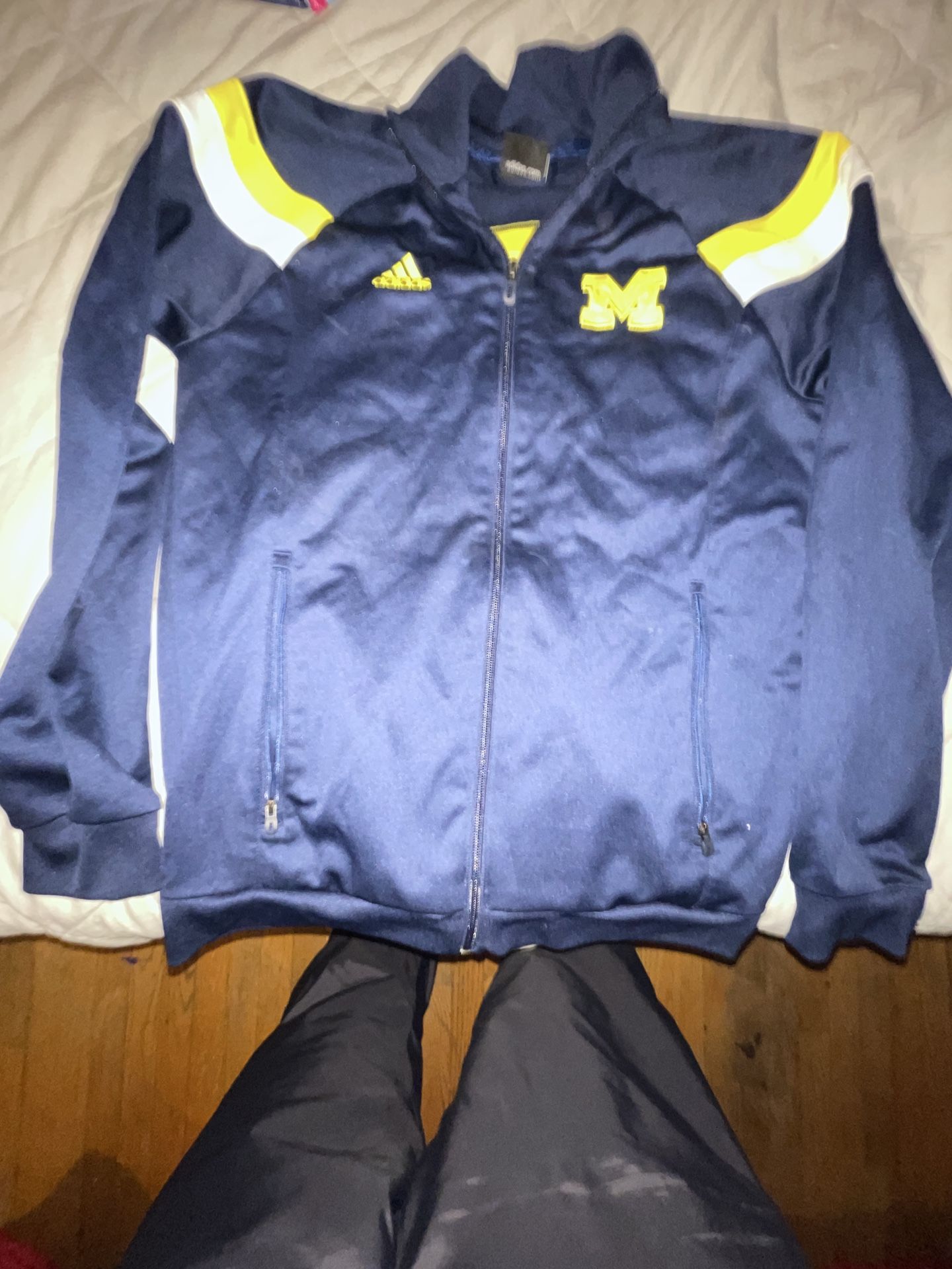 Adidas Sweater