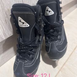 Youth Skate Shoes Size 12J, $40