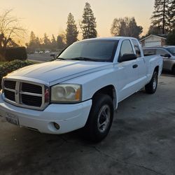 2006 Dodge Dakota
