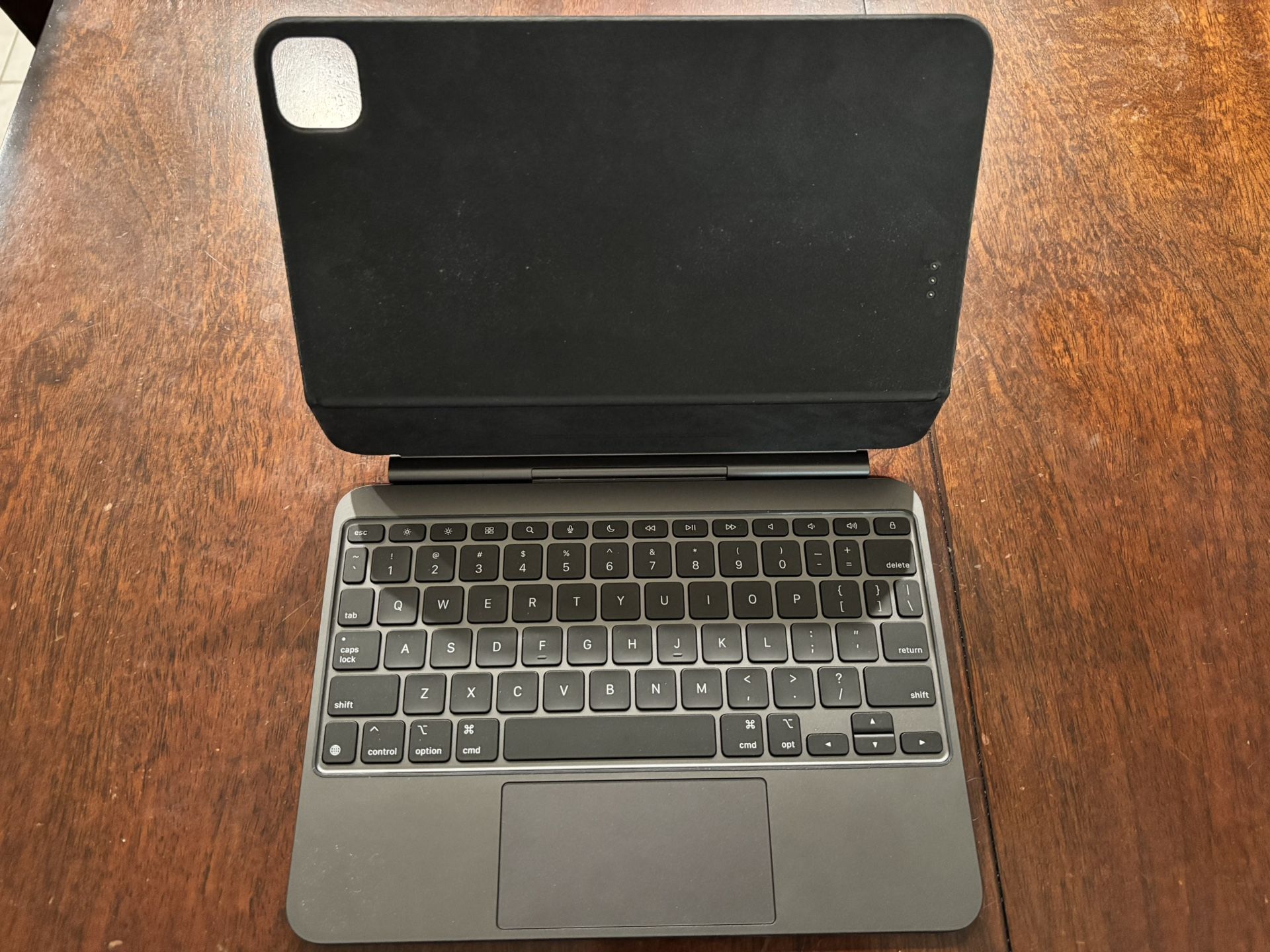 11” I Pad Pro Magic Key Board