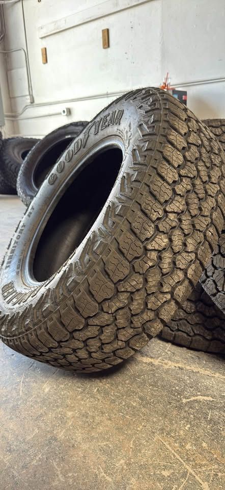 99% new Goodyear AT 265/70/18 all terrain tires
