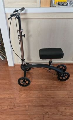 BodyMed Knee Scooter Walker