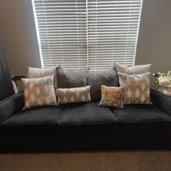 Black Sleeper Sofa 