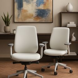 Soji Office Chair BPC00868,  Like New, Excellent Condition