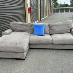 Sectional Couch 