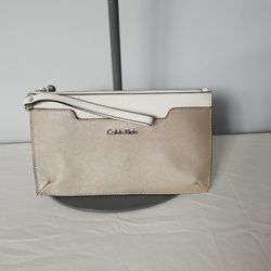 Calvin Klein Gold/white Clutch Wrist Purse Top Zip Closure