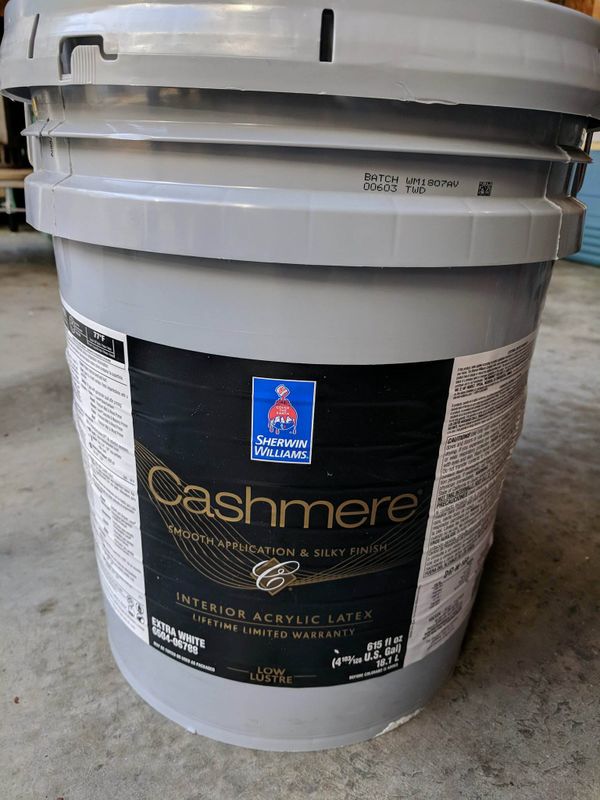 5 Gallons Sherwin Williams Cashmere Paint for Sale in Charlotte, NC