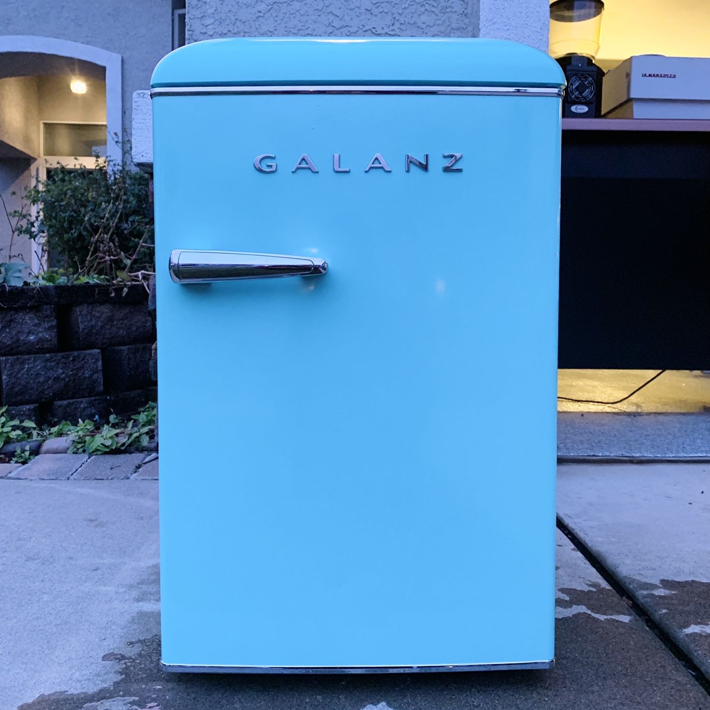 2022 Retro Teal Two- Door Mini Fridge (Almost New) for Sale in New York, NY  - OfferUp
