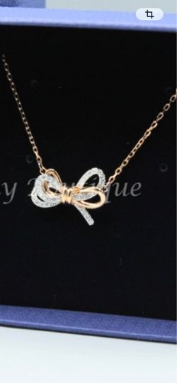 Swarovski 2 tone bow necklace