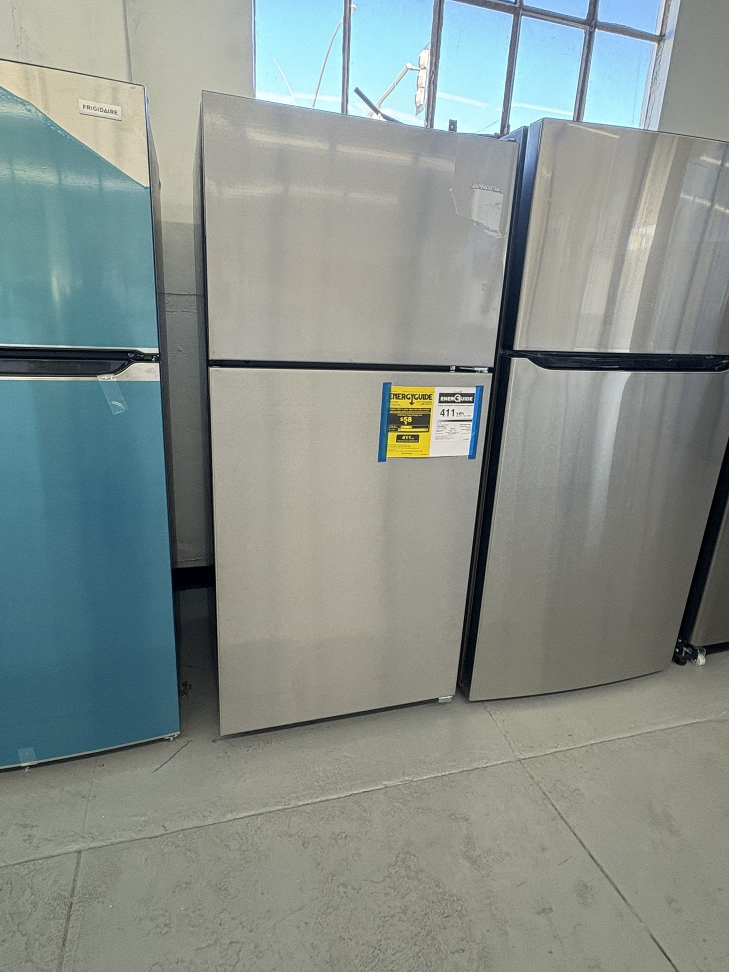 Amana 30” 18.2 cu. ft. Top Freezer Refrigerator in Stainless Steel