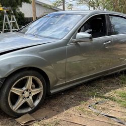 2011 Mercedes Benz s 550 PARTS AVAILABLE