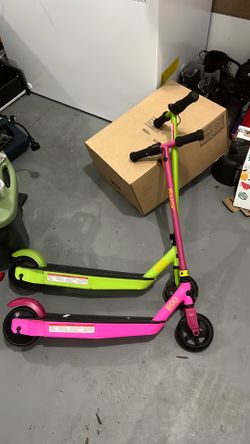 Green/pink razor scooters