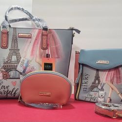 Nikky  Lee  Purse/bag