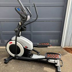 Proform 6.0 Et Elliptical - Excellent Condition 