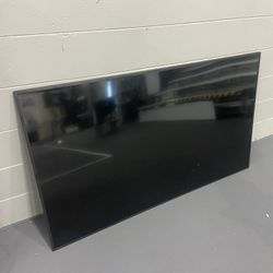 Samsung 65” 4K TV – Powers On – Screen Issue – Parts or Repair