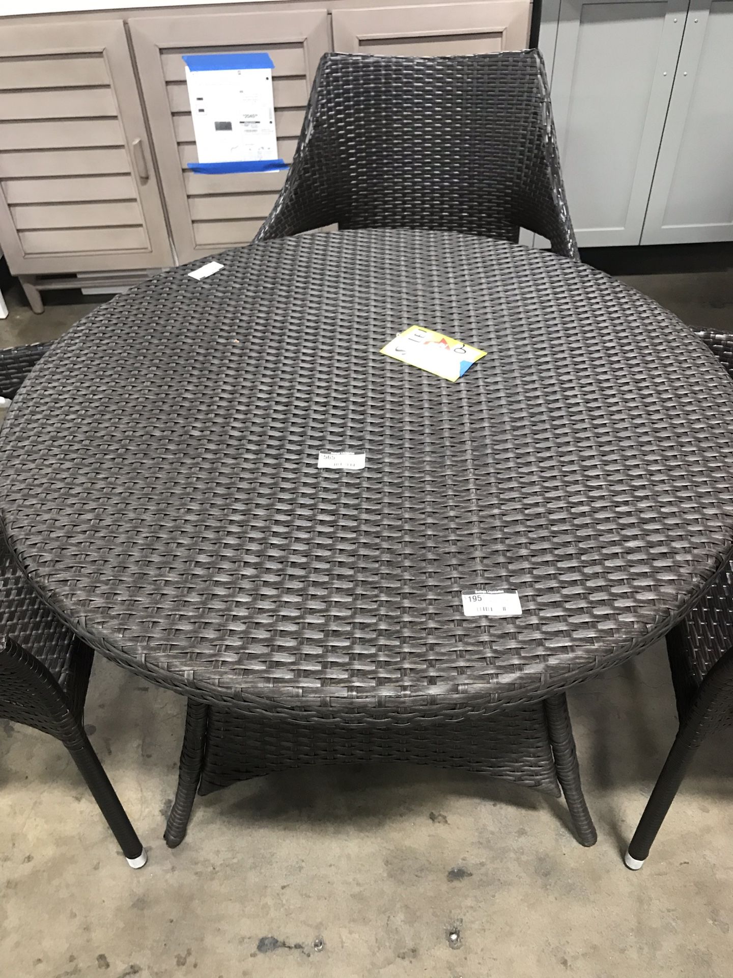 5 Piece Wicker Round Outdoor Dining Set