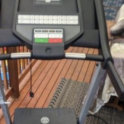 Treadmill 