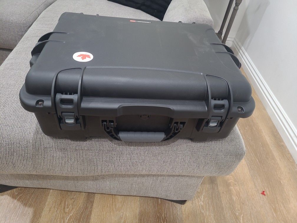 Nanuk Case