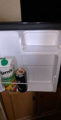 Magic chef mini fridge