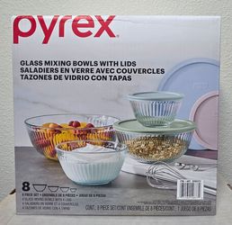 Sets Mixing Bowl new in box $35