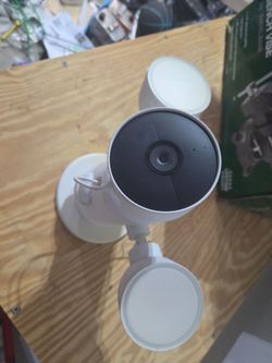 Nestcam  floodlight camera