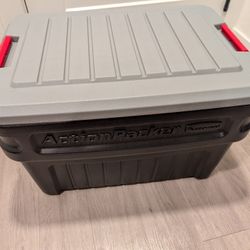 Rubbermaid Action Packer Storage Bin