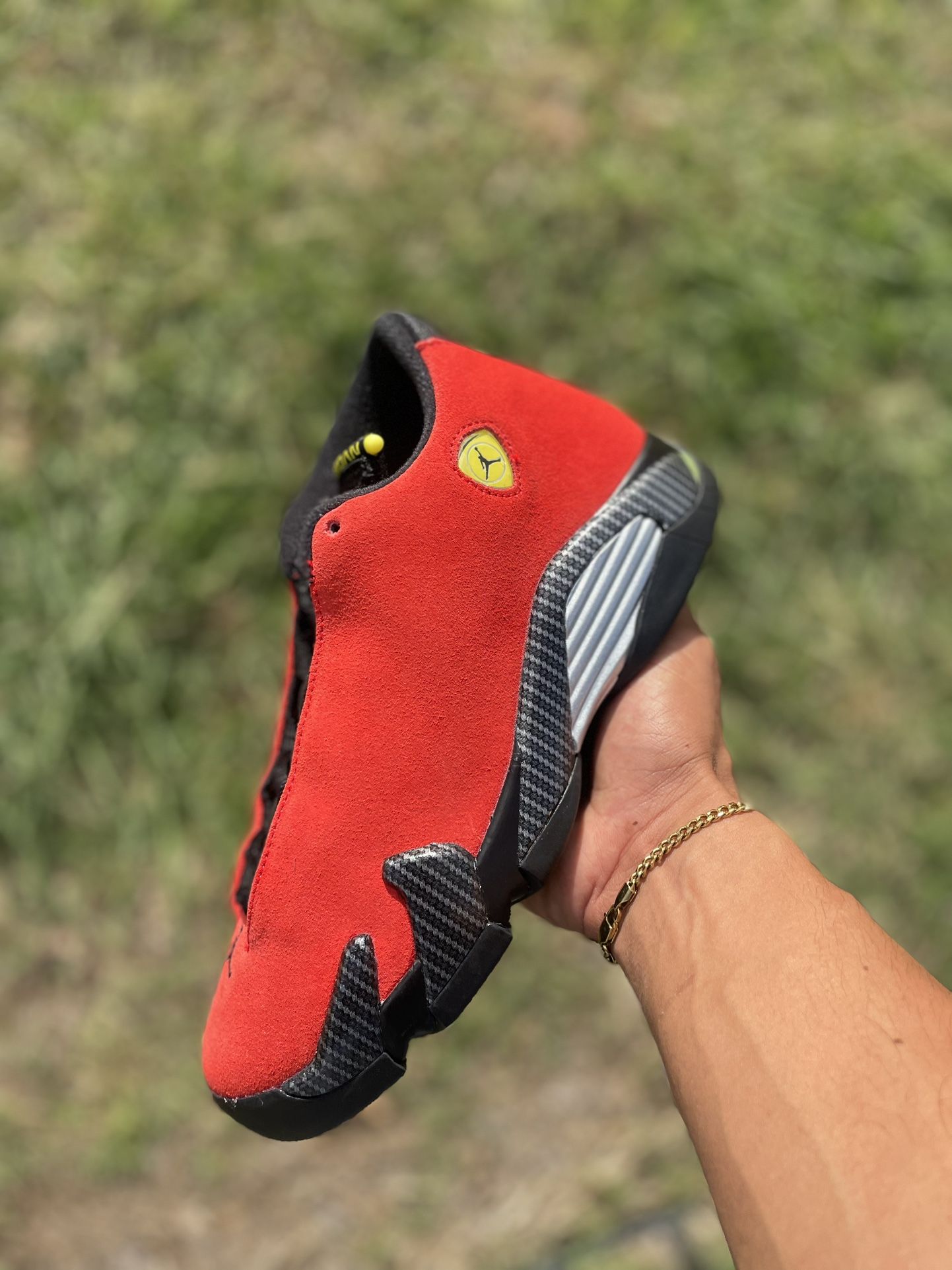 Air Jordan 14 Ferrari Size 6Y