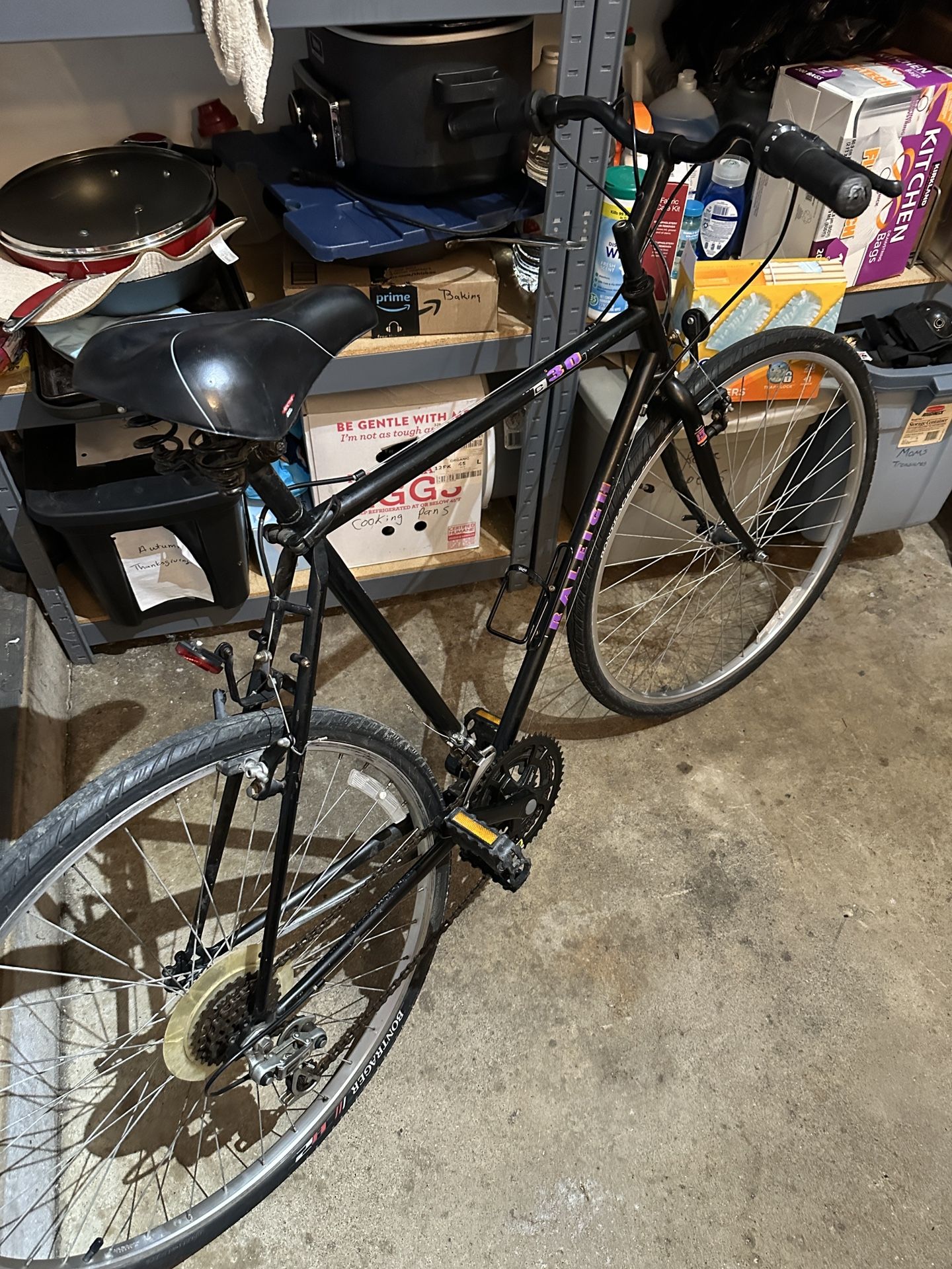 Raleigh C30mens Hybrid Bike