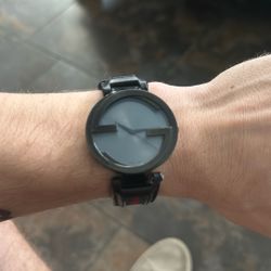 Gucci Watch Men Good Condition 