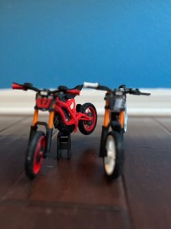 Custom 3d printed e-bikes