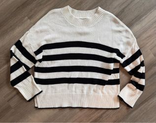 Black and white sweater