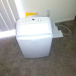Insignia Portable Air Conditioner 
