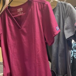 Medium Cherokee scrubs 