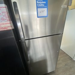 Frigidaire Refrigerator 