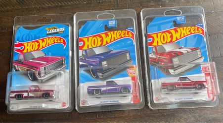 Hot wheels 83 Chevy Silverado Lot